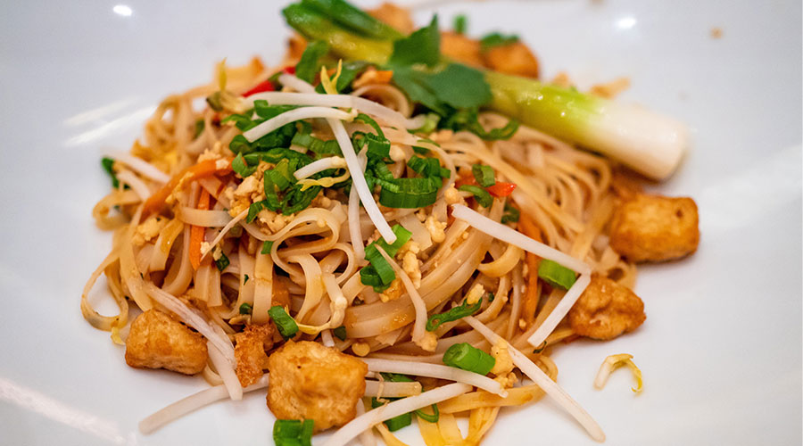 close up of pad thai