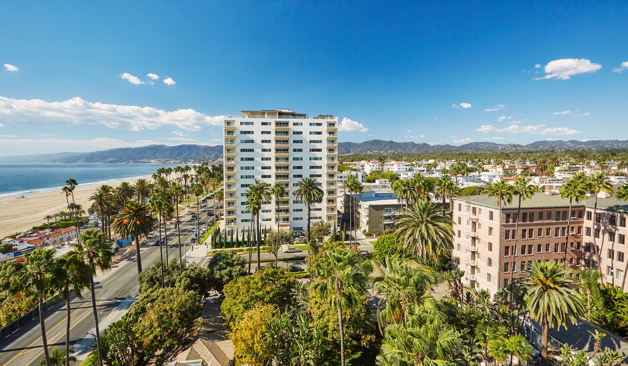 Fairmont Miramar -Exterior Shot