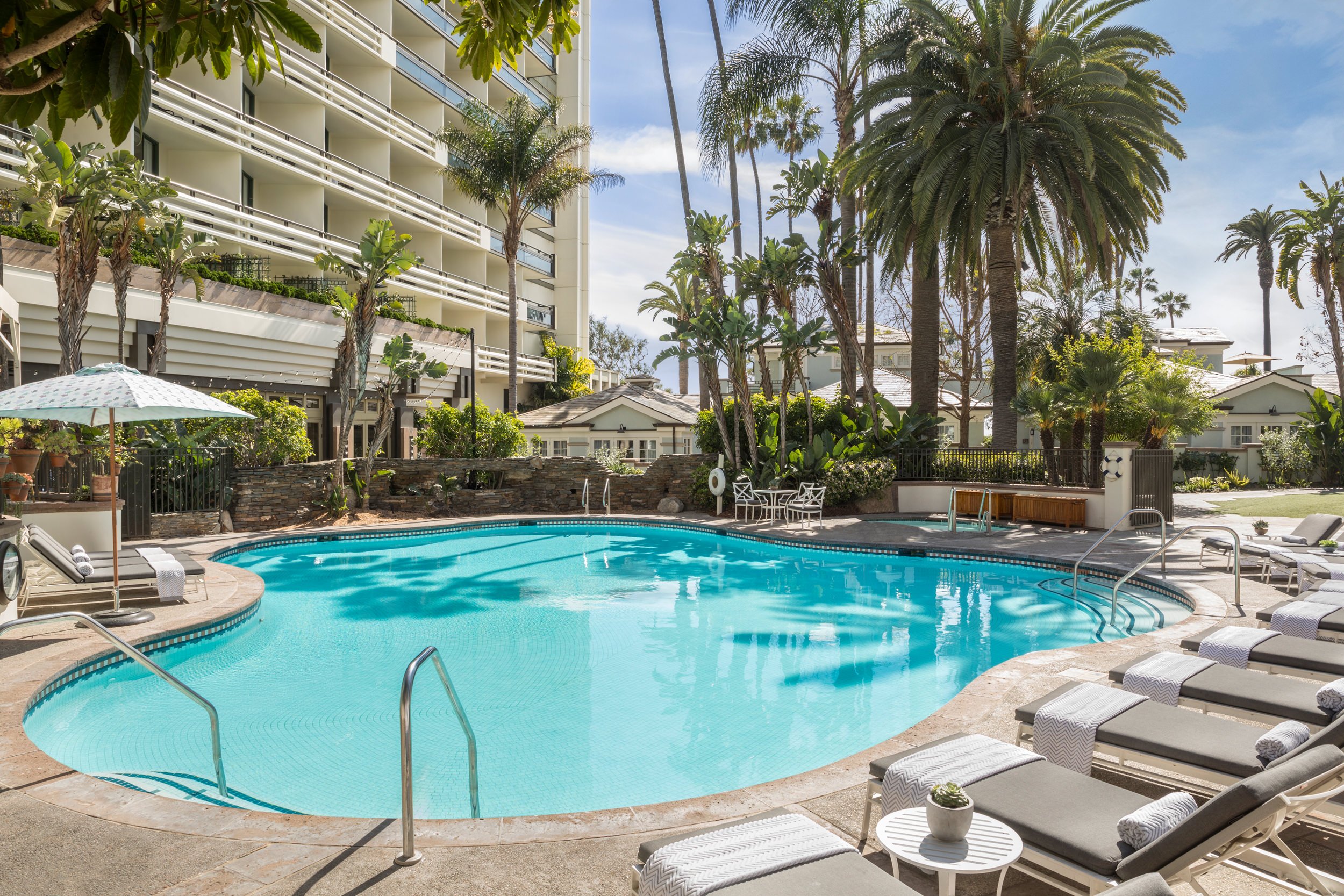 Fairmont Miramar - Resort Pools